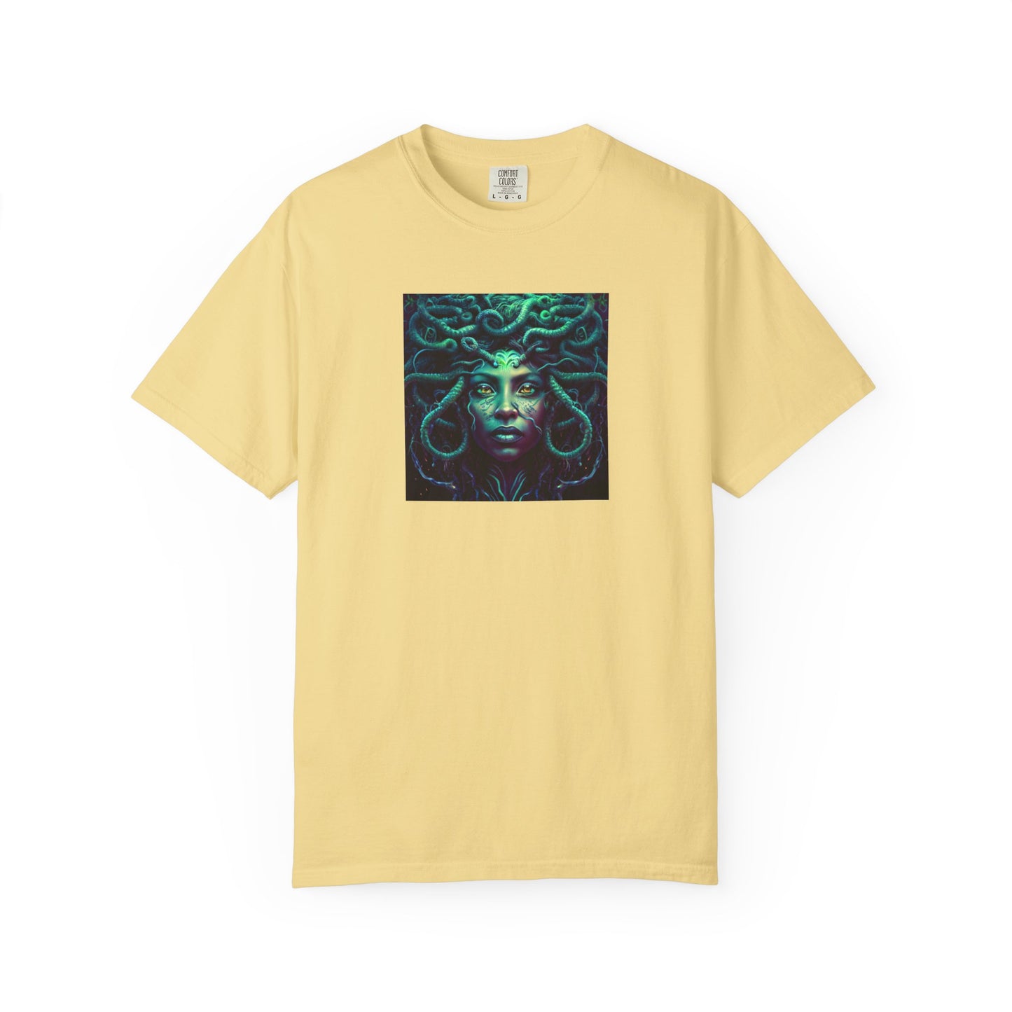 "Medusa" tee | Stylish & comfortable wit h cool tee design for men & women.