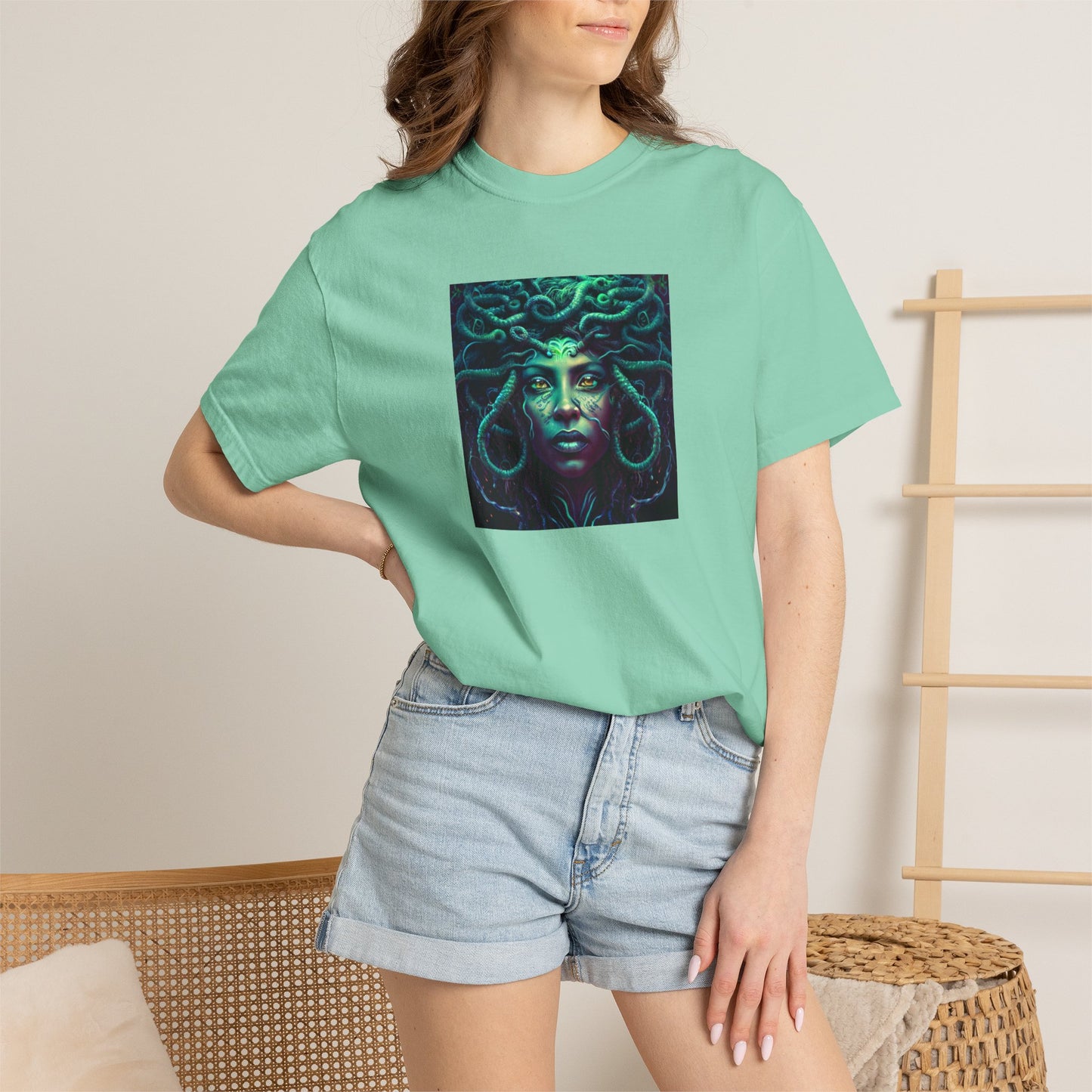 "Medusa" tee | Stylish & comfortable wit h cool tee design for men & women.