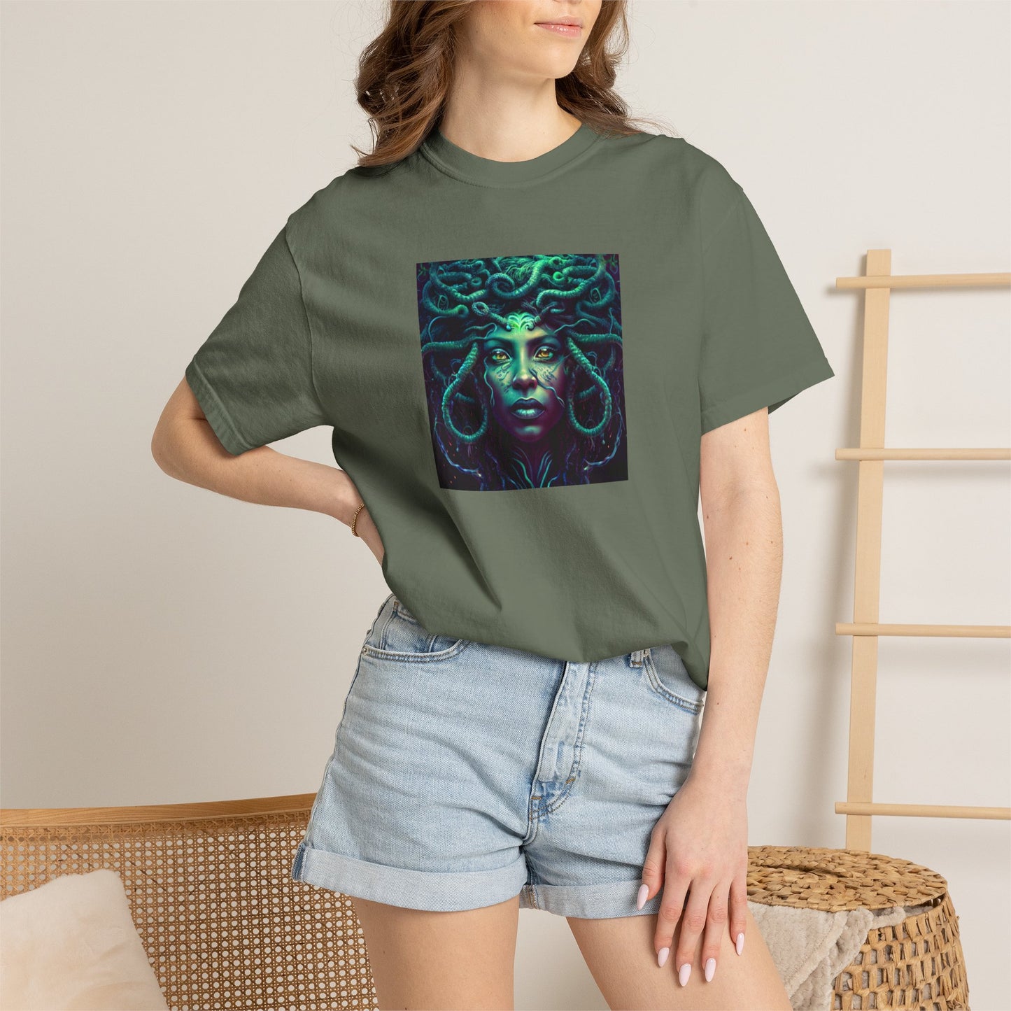 "Medusa" tee | Stylish & comfortable wit h cool tee design for men & women.
