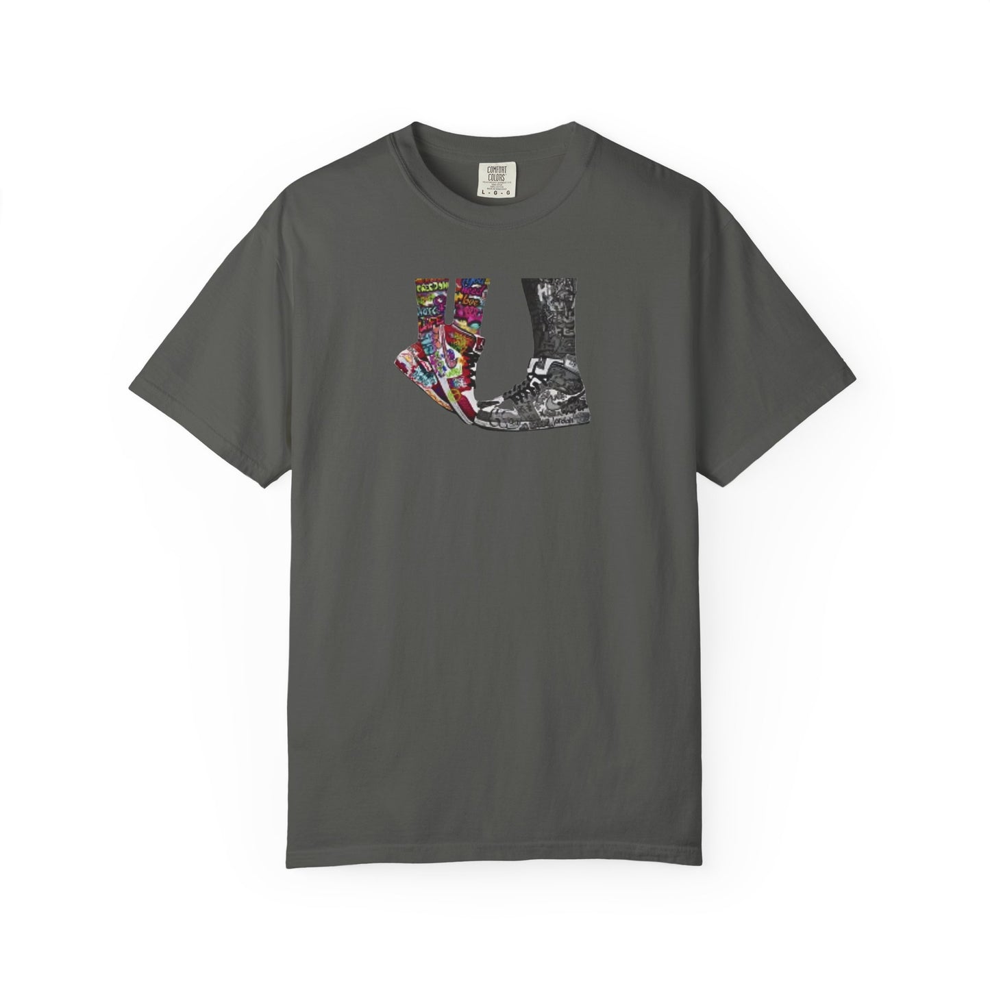 "Tippy Toe Kiss" tee | Stylish & comfortable with cool tee design for men & women.