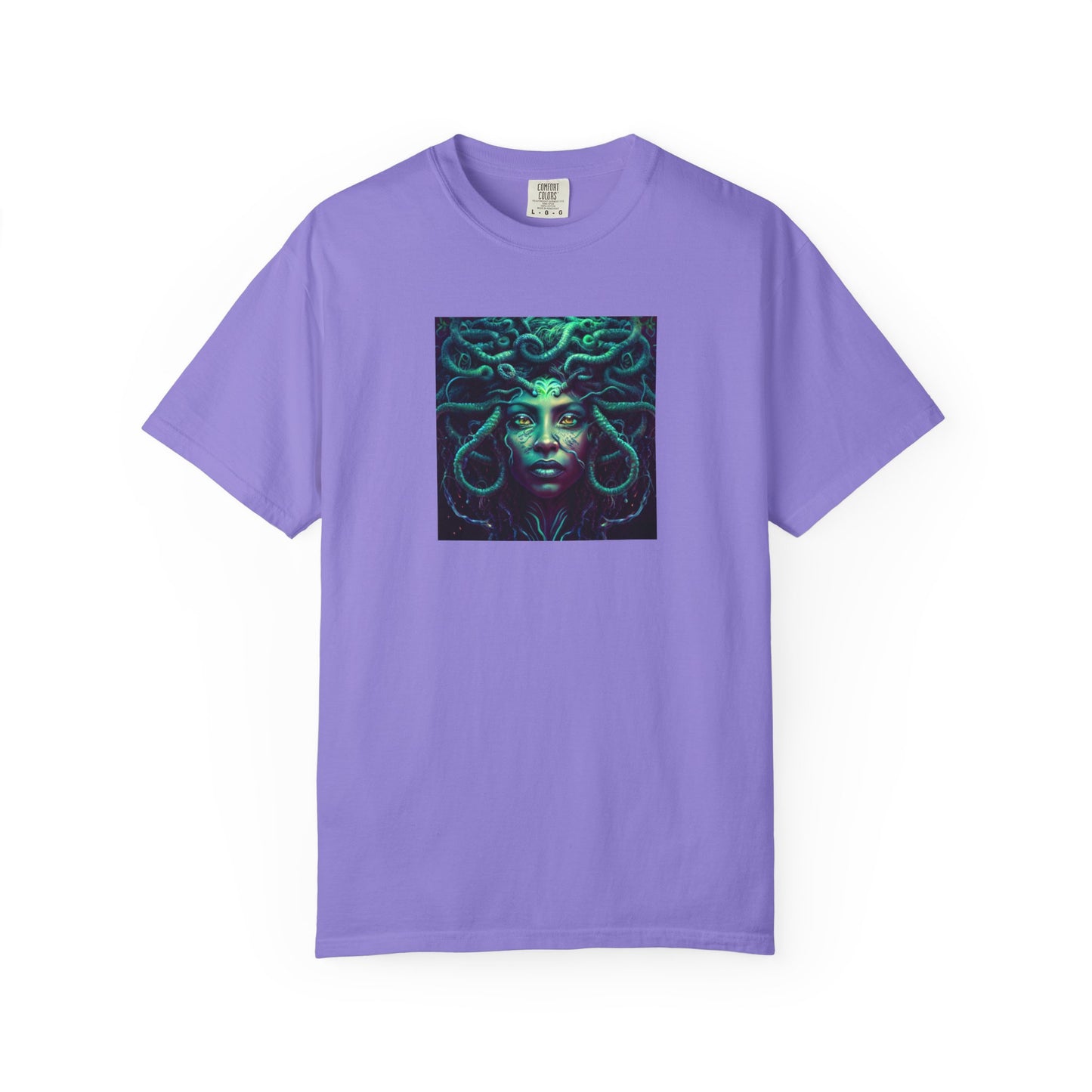 "Medusa" tee | Stylish & comfortable wit h cool tee design for men & women.
