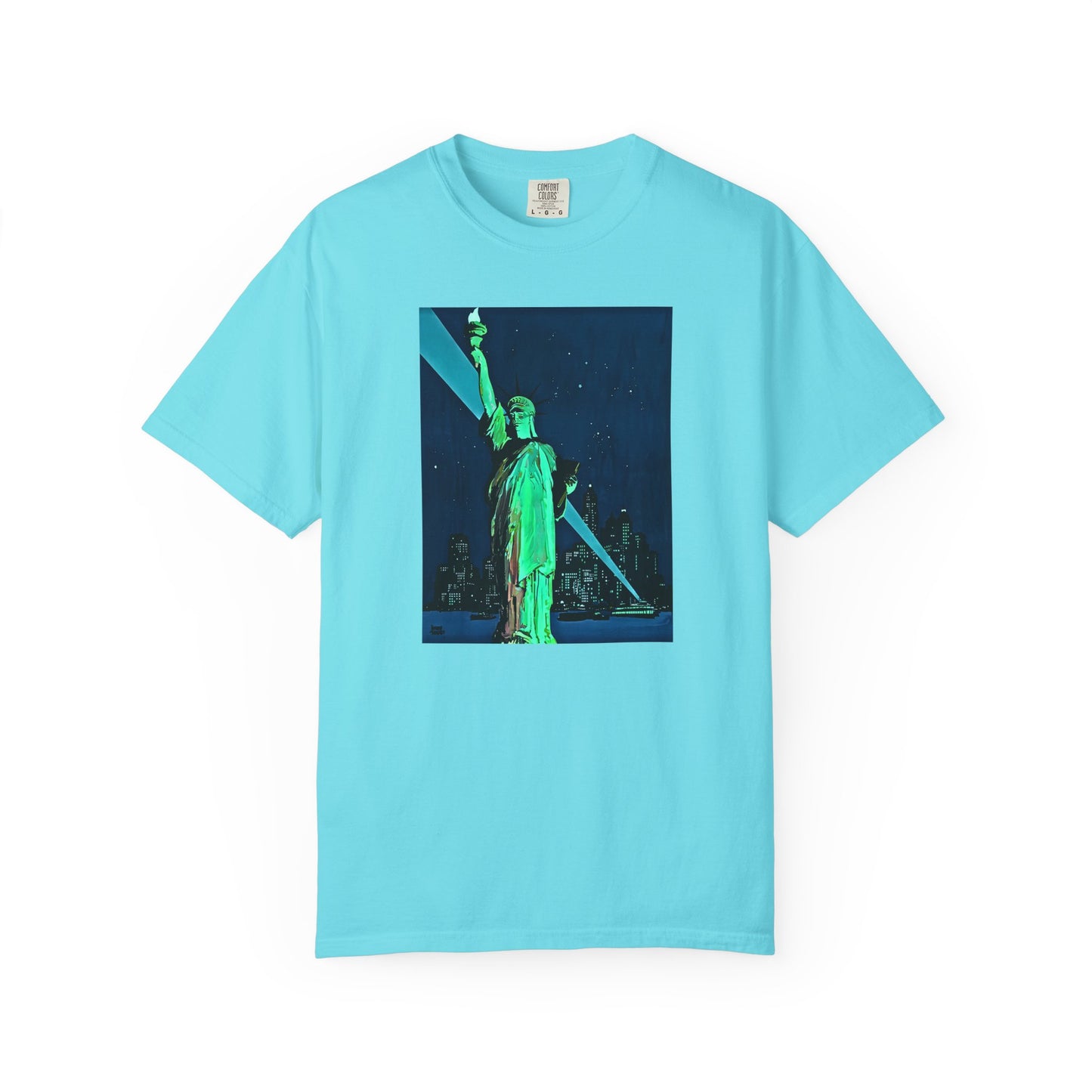 "Lady Liberty" Cool Tee | Stylish & comfortable with cool tee design for men & women.