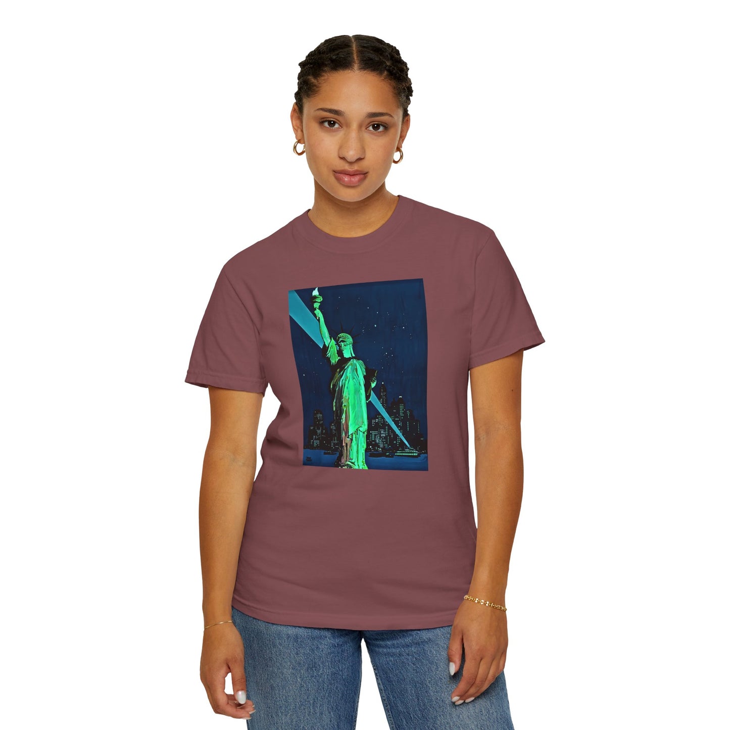 "Lady Liberty" Cool Tee | Stylish & comfortable with cool tee design for men & women.